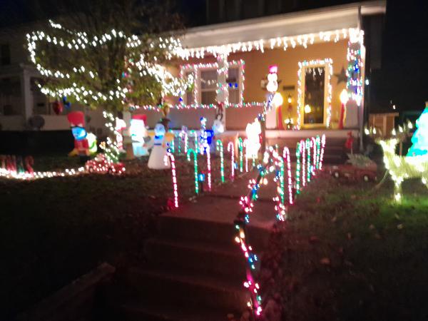 Christmas Lights Voting  Clarence may 838 dryden rd, Zanesville, Ohio 43701